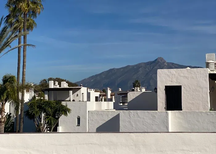 Townhouse Apartment *